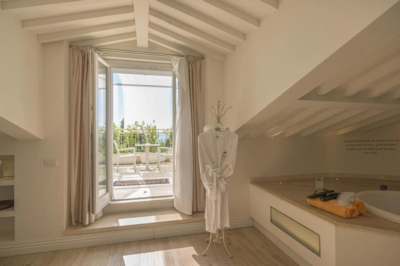 Boutique Villa Liberty - Dependance - Borgo Capitano Collection - Albergo Diffuso San Quirico dʼOrcia